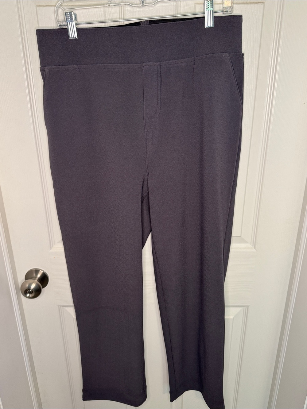 NWOT Zenana Outfitters Straight Leg Pants in Charcoal Gray